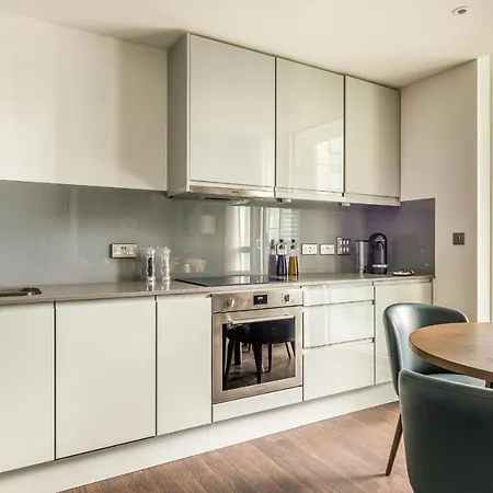 Urban Rest Canary Wharf Apartments Londra Esterno foto